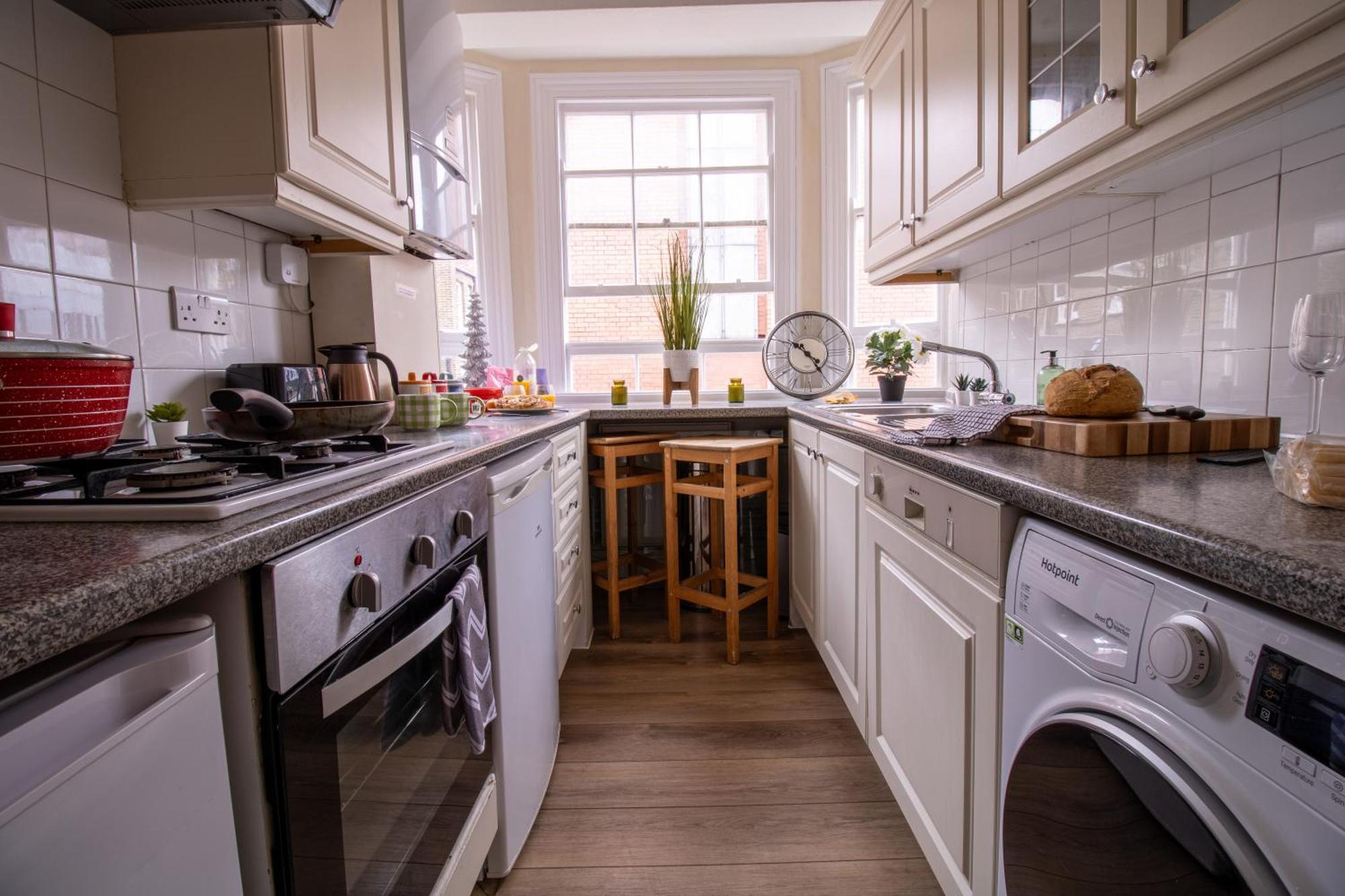 Cosy 2-Bedroom Apartment In Mayfair 8Cb - 4Th Floor No Elevator London Exterior foto