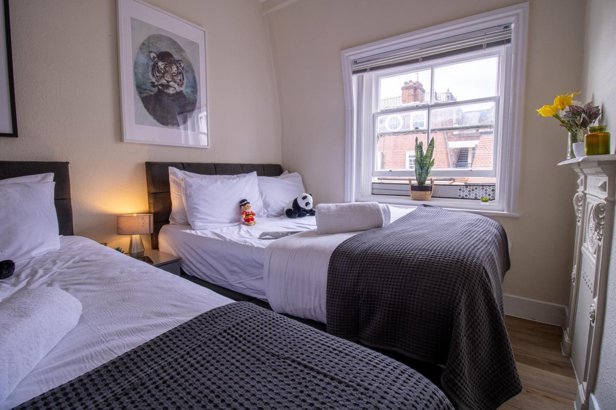 Cosy 2-Bedroom Apartment In Mayfair 8Cb - 4Th Floor No Elevator London Exterior foto